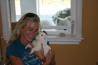 Kisses from turquiose girl.